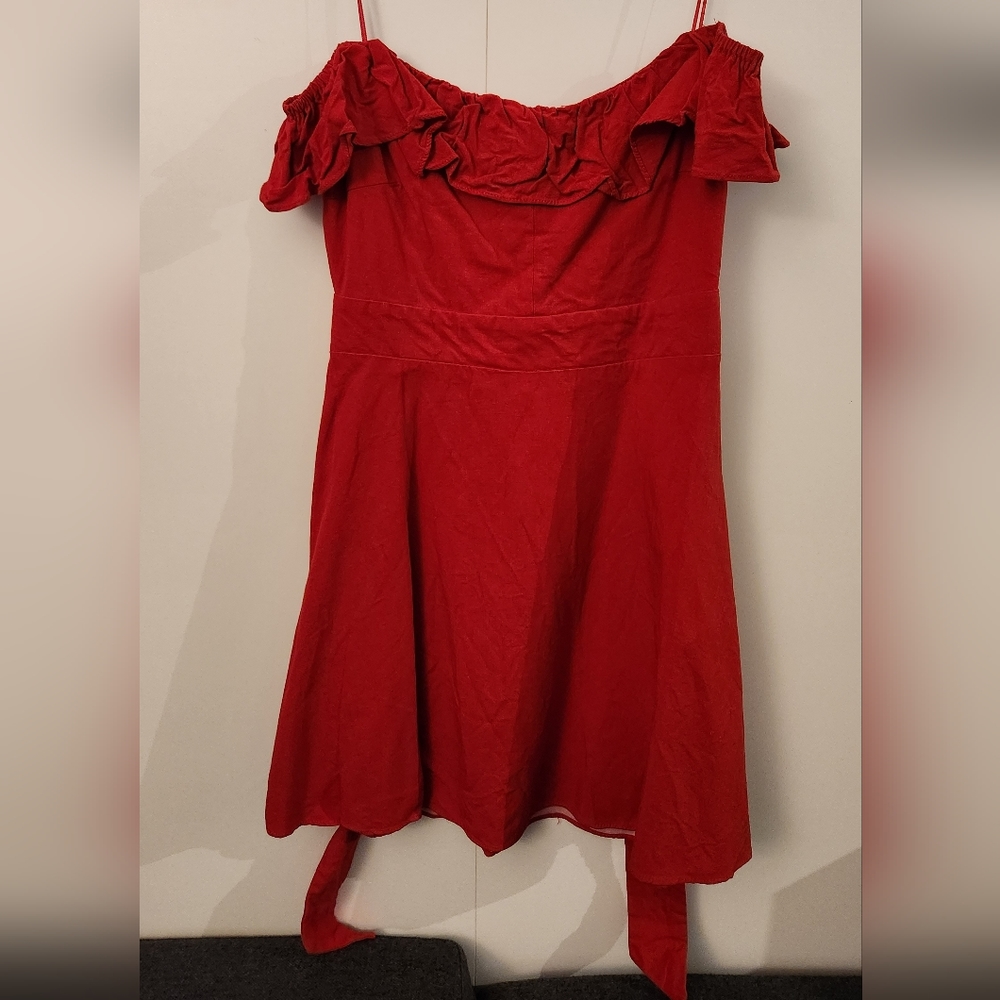Zara / red short dress -off shoulder with tie around waist